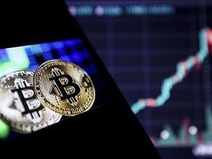 Bitcoin&rsquo;de 100 Bin Dolar Sınırı: Hayal mi, Yoksa Ka&ccedil;ınılmaz Bir Son Durak mı?