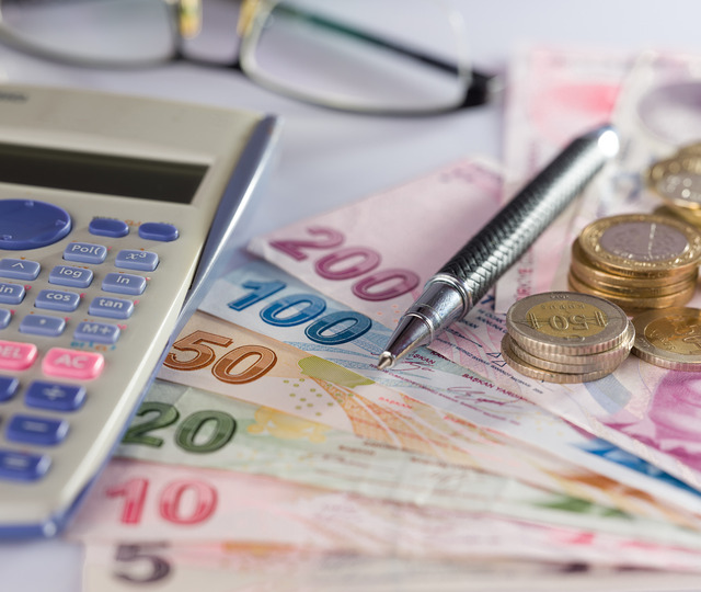 Bütçe Mayıs'ta fazla verdi