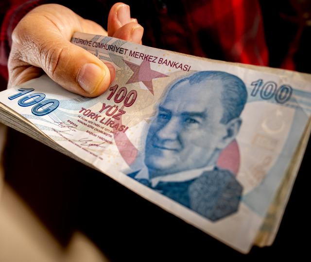 2024'e göre ihracat yüzde 4 üretim yüzde 9 azaldı