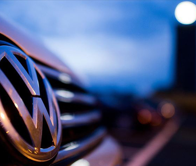 Alman devi otomotiv üreticisi sallanıyor! Volkswagen tarihinin en büyük krizlerinden biriyle karşı karşıya