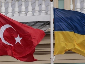 T&uuml;rkiye-Ukrayna iş birliğinde kritik g&ouml;r&uuml;şme! Bakanlar Kiev&rsquo;de Zelenskiy ile buluşuyor, savaş sonrası yeniden inşa s&uuml;reci konuşulacak