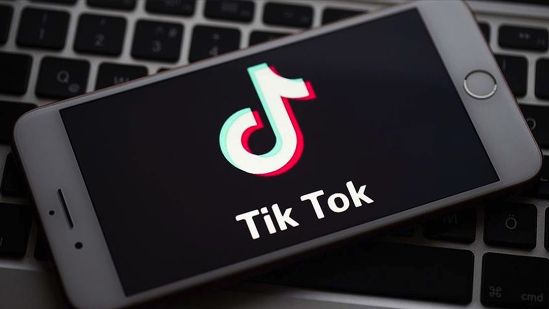 5 Nisan'da y&uuml;r&uuml;rl&uuml;ğe girecek yasa &ouml;ncesi TikTok i&ccedil;in zaman daralıyor... Devreye Oracle girdi!
