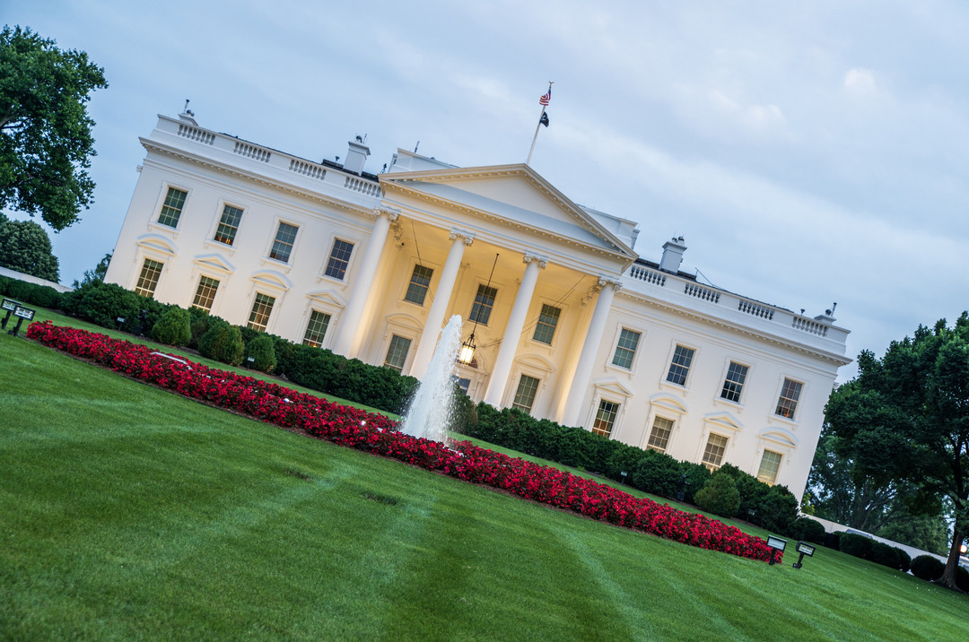 Beyaz Saray'dan a&ccedil;ıklama: Yeni bir ofis i&ccedil;in adım atıldı...