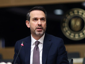 Bakan Bayraktar'dan Dicle Elektrik dağıtım b&ouml;lgesine ilişkin a&ccedil;ıklama! "Somut adımları en kısa s&uuml;rede hayata ge&ccedil;ireceğiz"