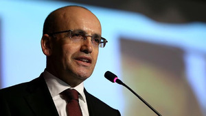 Hazine ve Maliye Bakanı Şimşek, Londra'da yatırımcılarla bir araya geldi: "Türk lirasındaki oynaklık önemli ölçüde azalmıştır"