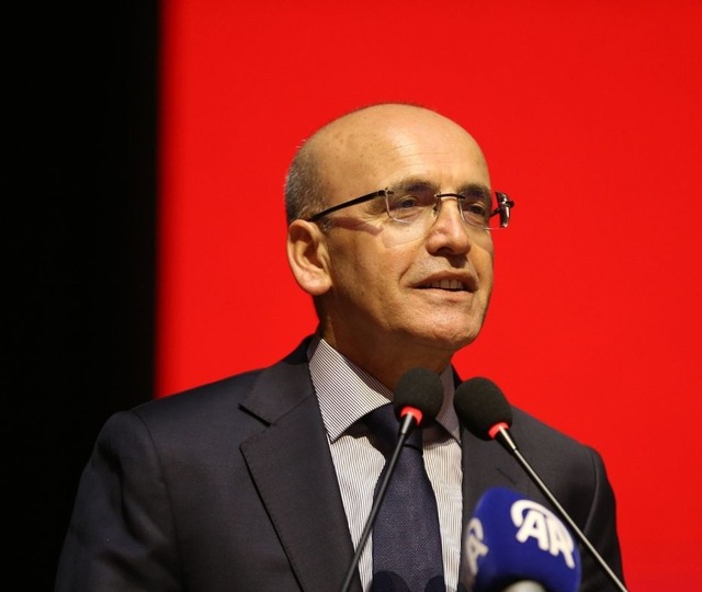 Bakan Şimşek'ten dış ticaret verisi yorumu