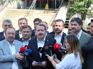 Memur-Sen Başkanı Yal&ccedil;ın "Ayın 12'si beklenmemeli" diyerek a&ccedil;ıkladı: "Kamu işvereni mutlaka teklifle gelmeli"