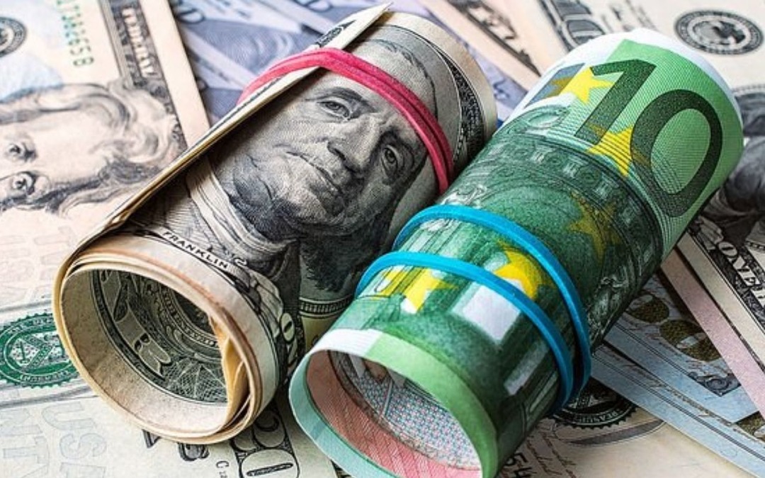 Serbest piyasada d&ouml;viz a&ccedil;ılış fiyatları