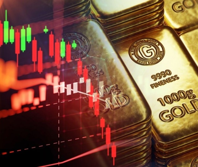 Altında beklenen sert düzeltme geldi: Gram altın rekordan döndü!