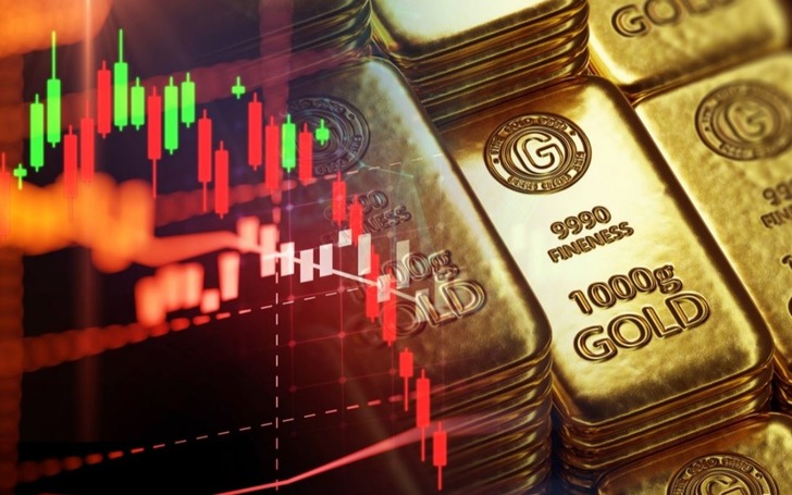 Altında beklenen sert düzeltme geldi: Gram altın rekordan döndü!
