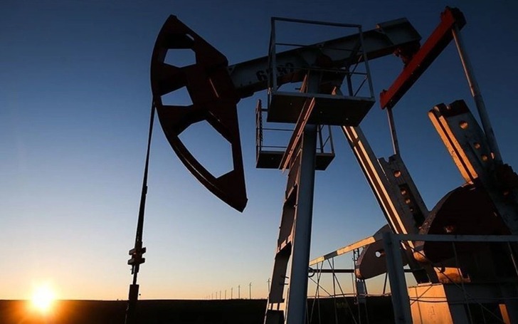 Brent petrolde 67 dolar seviyesi geri geldi