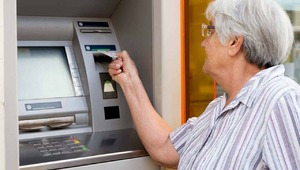 Bankalar yarışı hızlandırdı! Emekliye çift promosyon verilecek