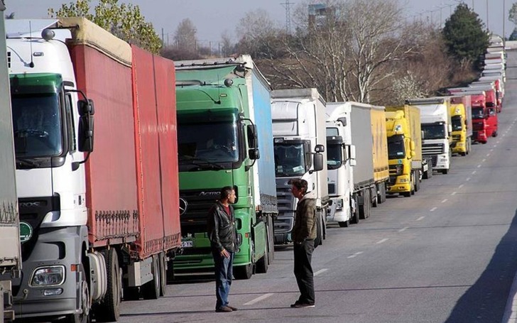 Türkiye’nin Suriye için ihracat hedefi 2 milyar doları aştı