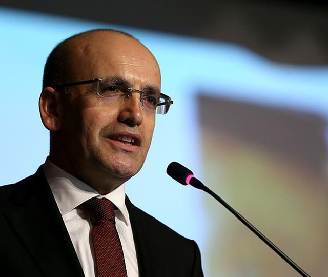 Bakan Şimşek "Finansal piyasalarda olumlu döngü güçlenirken..." diyerek açıkladı: "Brüt rezervler tarihi zirvede"