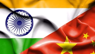 Çin ile Hindistan ilişkilerini gözden geçiriyor