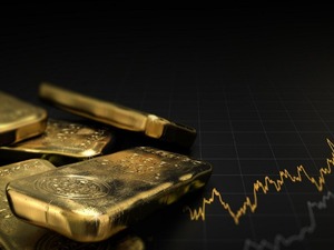 Ters k&ouml;şe altın tahmini: Rekor beklenirken d&uuml;zeltme mi geliyor?