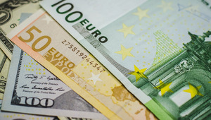 Avrupalı dev bankadan TL için yeni kur tahminleri! 3, 6 ve 12 aylık beklentilerini paylaştı