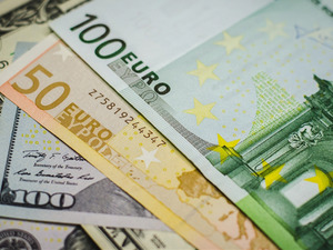 Avrupalı dev bankadan TL i&ccedil;in yeni kur tahminleri! 3, 6 ve 12 aylık beklentilerini paylaştı