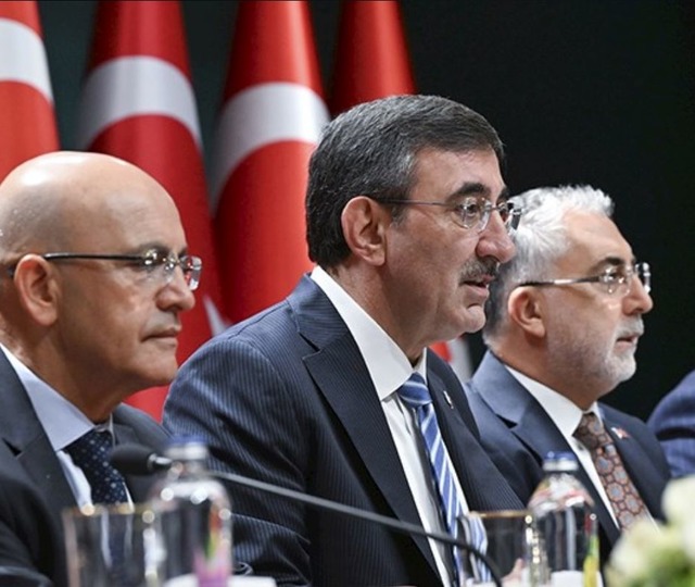 EKK toplandı! Ekonominin 3 yıllık yol haritası ne olacak?