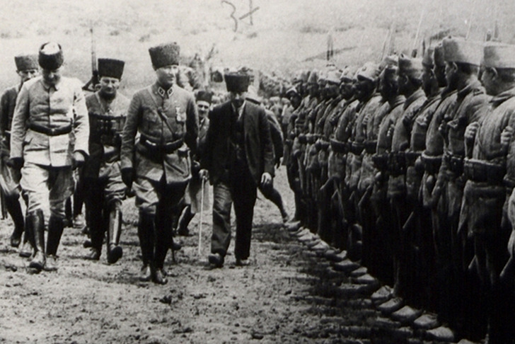 30 Ağustos Zafer Bayramı kutlu olsun! Büyük Taarruz’un üzerinden 103 yıl geçti...