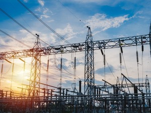 G&uuml;nl&uuml;k elektrik &uuml;retim ve t&uuml;ketim verileri