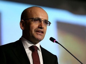 Bakan Şimşek'ten b&uuml;y&uuml;me mesajı: "Ekonomi potansiyel seviyesine ulaşacak"