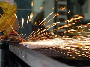 &Ccedil;in'de imalat sekt&ouml;r&uuml; aktivitesi ağustosta daralma seyrini s&uuml;rd&uuml;rd&uuml;