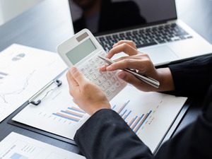 Dijital gelirlerde vergi avantajı: Hangi yol daha k&acirc;rlı?