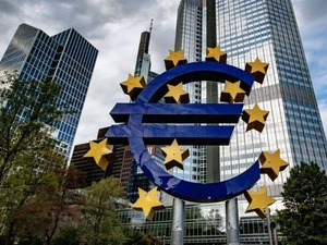 Euro B&ouml;lgesi 12,4 milyar euro dış ticaret fazlası verdi