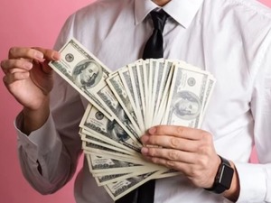 Uzmanlar tek tek anlattı: Zenginler neden daha az vergi &ouml;d&uuml;yor? 