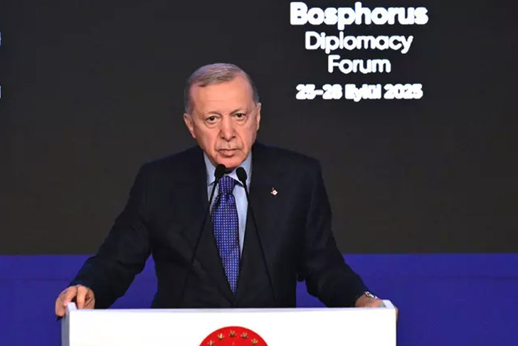 Cumhurbaşkanı Erdoğan'dan Netanyahu çıkışı! "Dün soykırım şebekesinin başı boş koltuklara konuştu” 