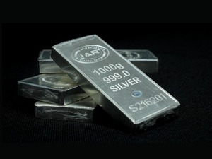 Altın d&uuml;şt&uuml;k&ccedil;e o da d&uuml;şt&uuml;! G&uuml;m&uuml;şte kayıp y&uuml;zde 10'u aştı