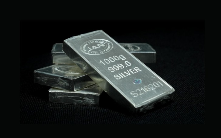 Altın d&uuml;şt&uuml;k&ccedil;e o da d&uuml;şt&uuml;! G&uuml;m&uuml;şte kayıp y&uuml;zde 10'u aştı