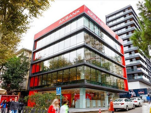 Akbank duyurdu! Takipteki kredi alacakları satıldı