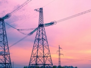 G&uuml;nl&uuml;k elektrik &uuml;retim ve t&uuml;ketim verileri