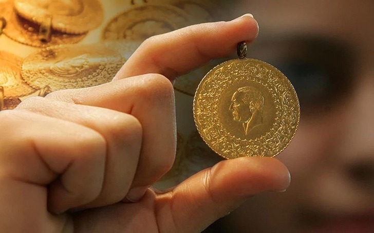 Takı takacaklara kötü haber… Altının rekor iştahı düğün sezonunu salladı! Çeyrek altın uçuşa geçti