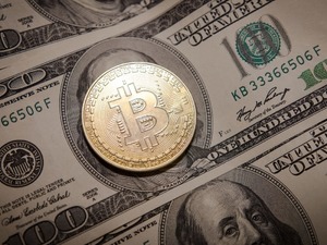 Bitcoin&rsquo;de fırtına &ouml;ncesi sessizlik: Kurumsal devler sahaya &ccedil;ıktı!