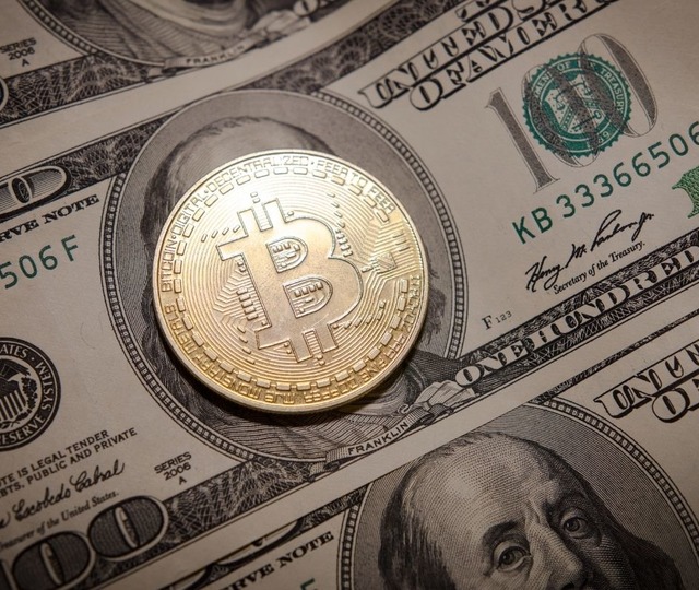 Bitcoin&rsquo;de fırtına &ouml;ncesi sessizlik: Kurumsal devler sahaya &ccedil;ıktı!