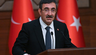 Cevdet Yılmaz: "Enflasyonla mücadelemiz kararlılıkla sürüyor"