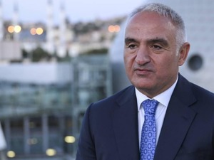 Bakan Ersoy duyurdu: Sinema biletleri 120 TL