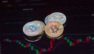Bitcoin zirveden geri çekildi, Ethereum çakıldı!
