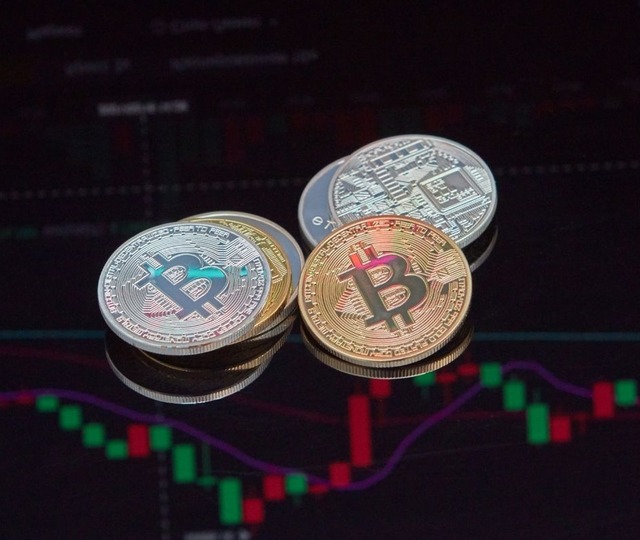Bitcoin zirveden geri çekildi, Ethereum çakıldı!