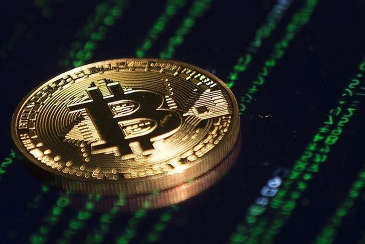 Bitcoin’de tarihi rekor! 125 bin doları aşarak tüm zamanların zirvesine çıktı