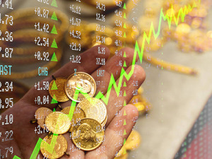 Ons altın yılın 9 ayında &uuml;st &uuml;ste rekor kırdı! Kazandıran altın fonları belli oldu