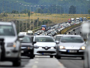 Trafik kuralları sil baştan! Yeni d&uuml;zenleme Meclis'te