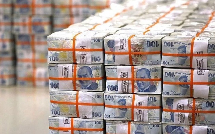 Hazine, bugünkü ihalede 42,4 milyar lira borçlandı