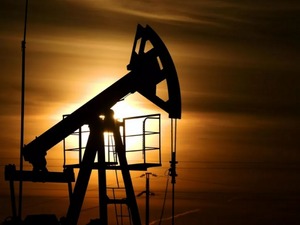 Brent petrol y&uuml;kselişte