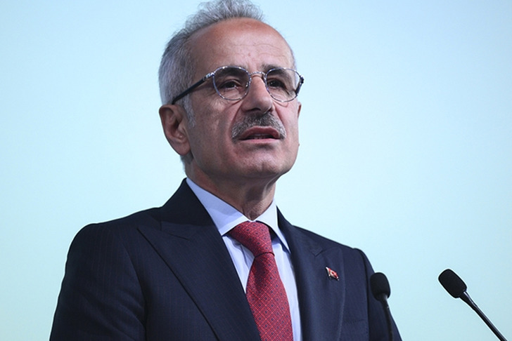 Bakan Uraloğlu duyurdu! O metronun yolcu sayısında rekor kırıldı