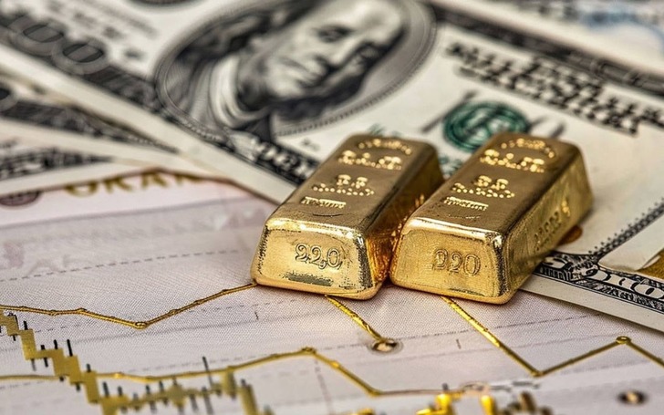 Altın 4 bin doları aştı! Uzmanlardan değerlendirme geldi: "Dolardan daha güvenli"