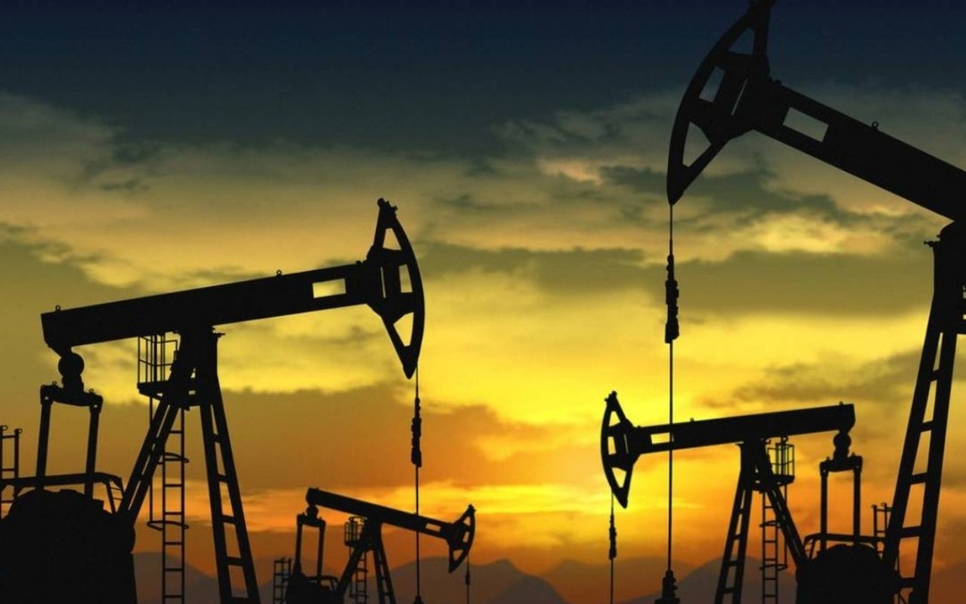 Brent petrol&uuml;n varili 61,38 dolardan işlem g&ouml;r&uuml;yor